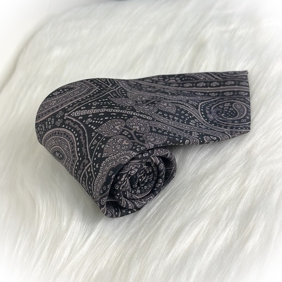 💕Very handsome Mens Silk Tie Paris France💕 - Picture 9 of 9